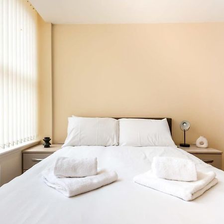 Bright 1 Bedroom Budget Flat In Central Pontefract Exterior foto